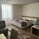 Sarajevo Central Apartmani 4*